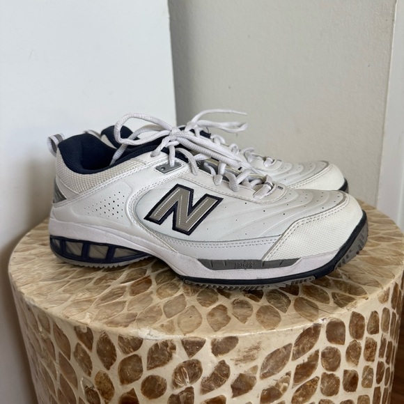 New Balance Shoes - New Balance 806 Tennis Shoes Sneakers size Women’s 8.5